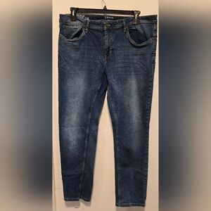 Izod Men's Dark Blue Straight Jeans